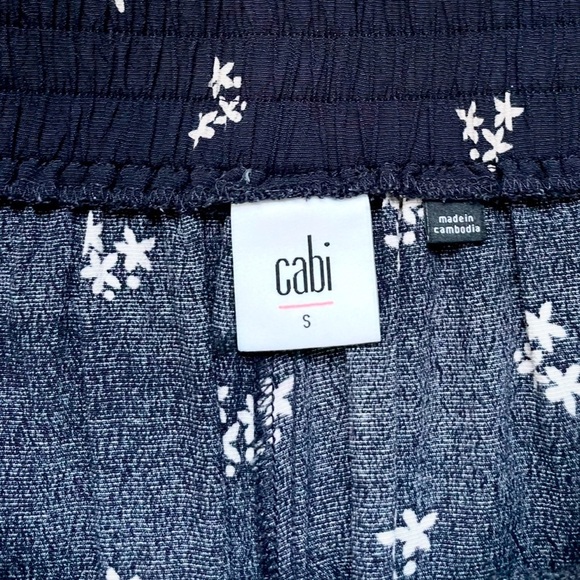 Cabi Sashay Floral Palazzo Wide Leg Pants - Picture 2 of 4